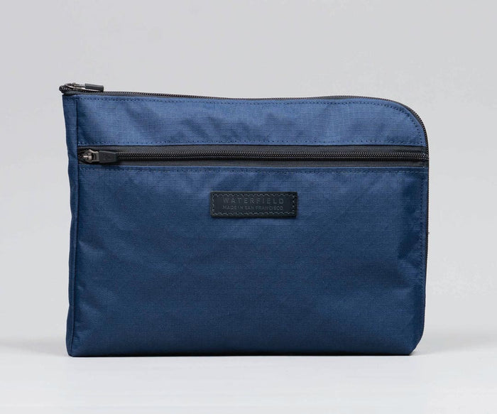 13" iPad Pro/Air  $79 / ECOPAK™ Navy