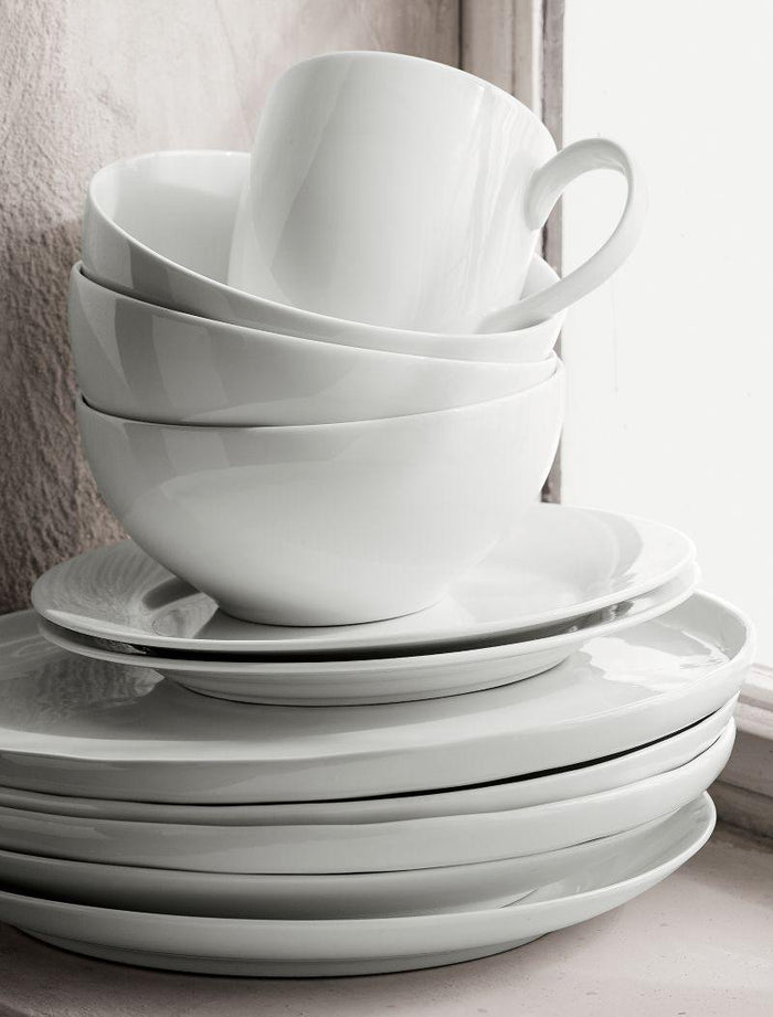 Essential Dinner Plate - Crate and Barrel Philippines