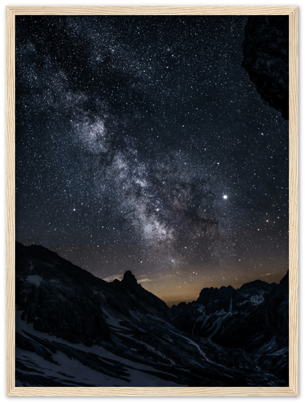 16" x 12" / Wood Frame