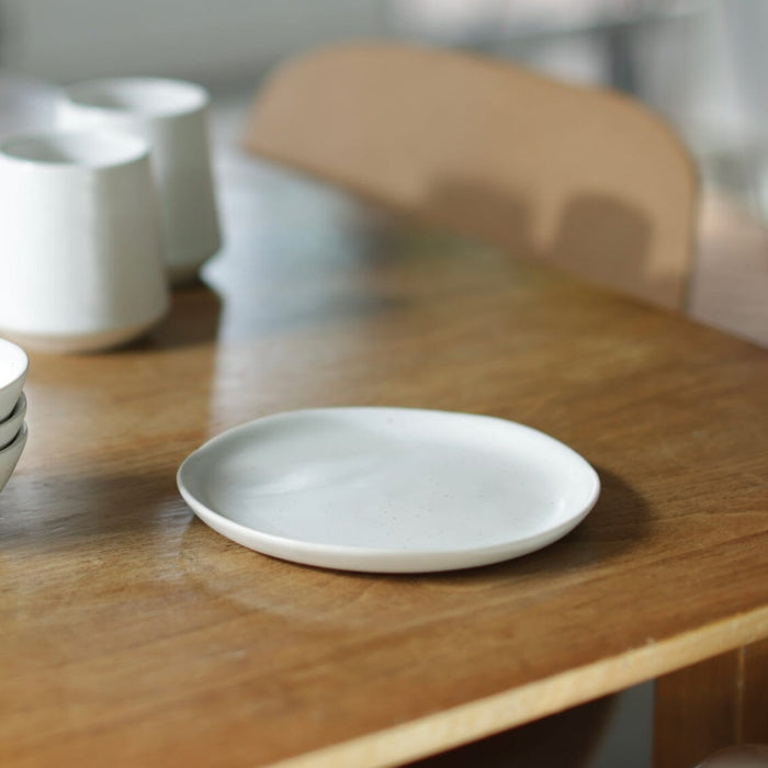 Dessert plates dinnerware by Fable Home, shown in a speckledwhite finish. – #speckledwhite