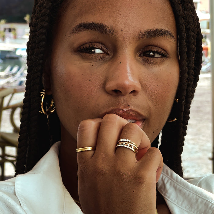 IDALIA-SOFT-STACKED-BAND-GOLD-VERMEIL-COMPRESSED.mp4