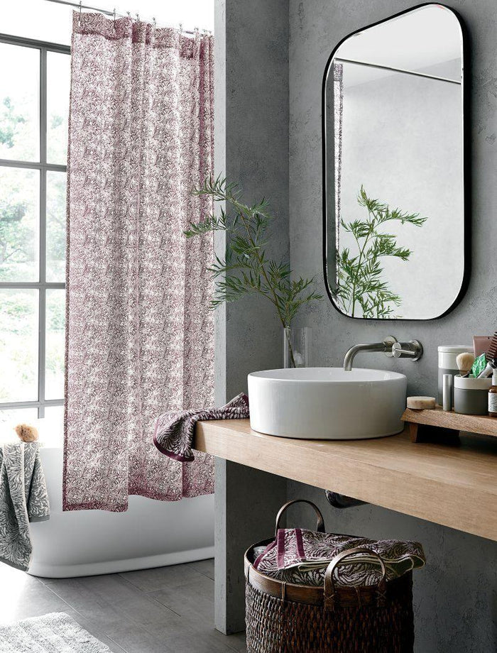 Edge Black Rounded Rectangle Mirror - Crate and Barrel Philippines