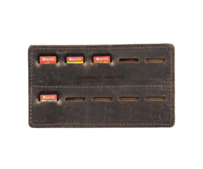 10-Game Holder $19 / Chocolate Leather