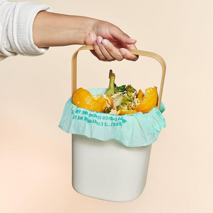 COMPOSTABLE SMALL SPACE TRASH BAGS HoldOn