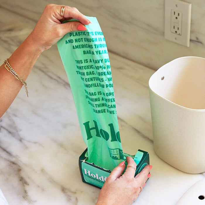 COMPOSTABLE SMALL SPACE TRASH BAGS HoldOn
