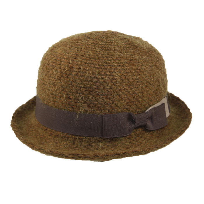 Jeanne Simmons - Yarn Bowler Hat
