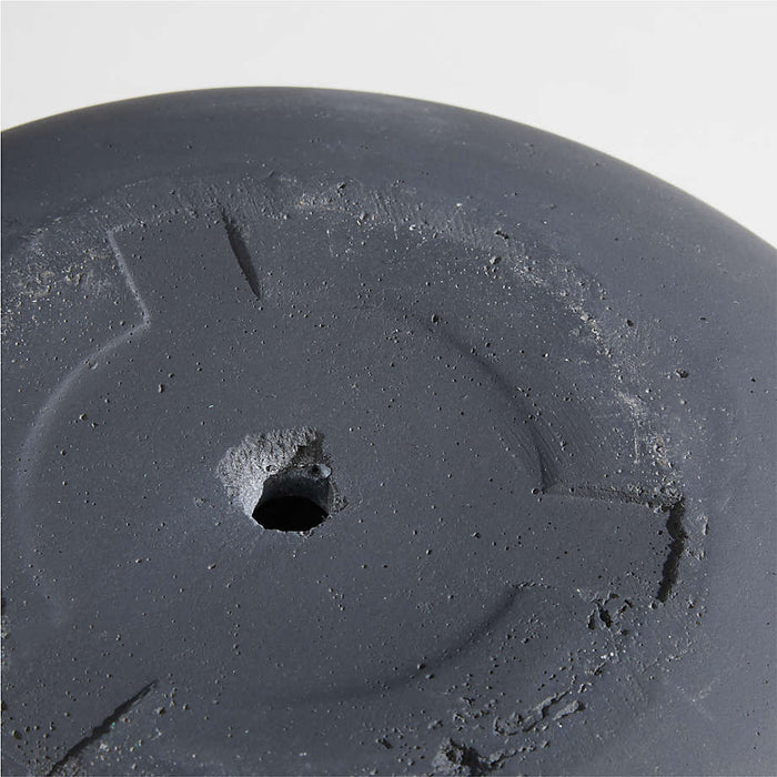 Junio Small Round Dark Grey Planter 13"