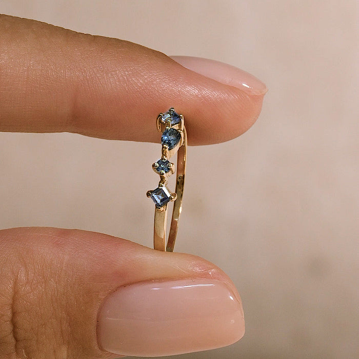 mel-1-14k-gold-london-blue-topaz-ring-ilse-luxe-15_1.mp4