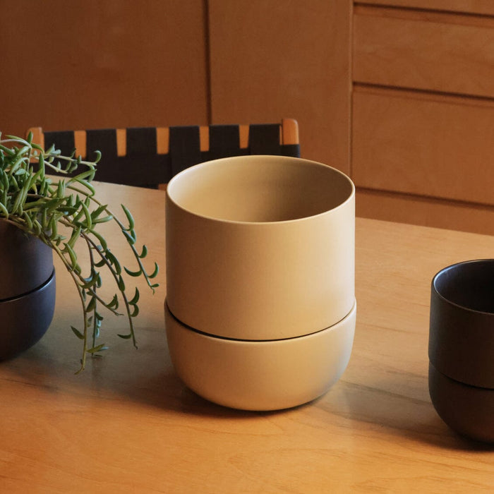Medium planter planters by Fable Home, shown in a medium/coastalcream finish. – #medium/coastalcream
