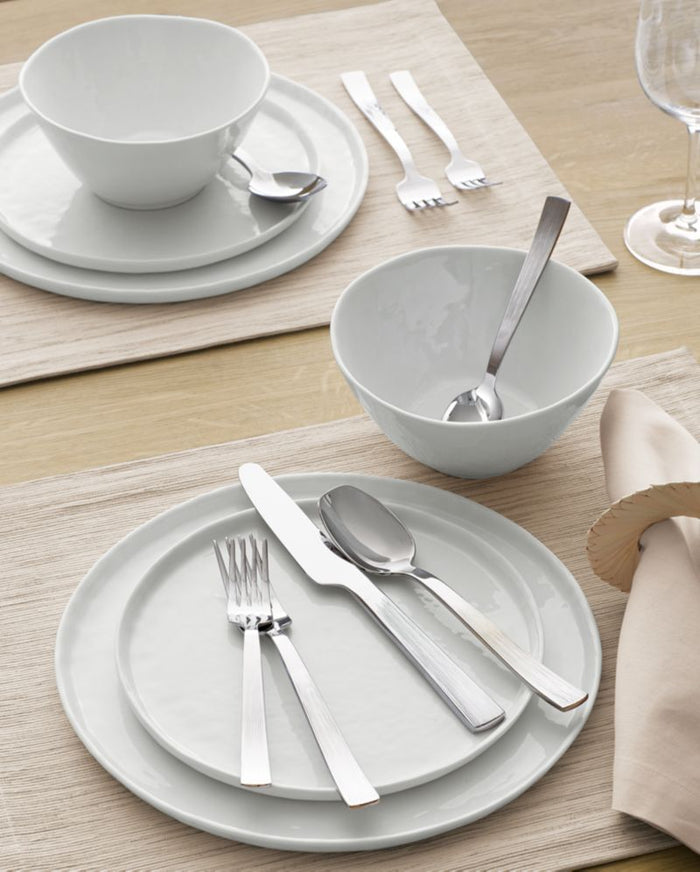 Mercer Salad Plate - Crate and Barrel Philippines