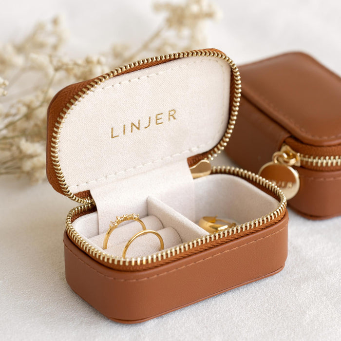 Small jewelry case with velvet lining