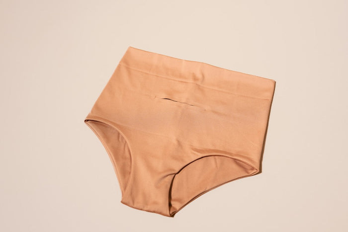 Mocha Mousse FourthWear Postpartum Recovery Underwear 3-set + Ice/Heat Pack