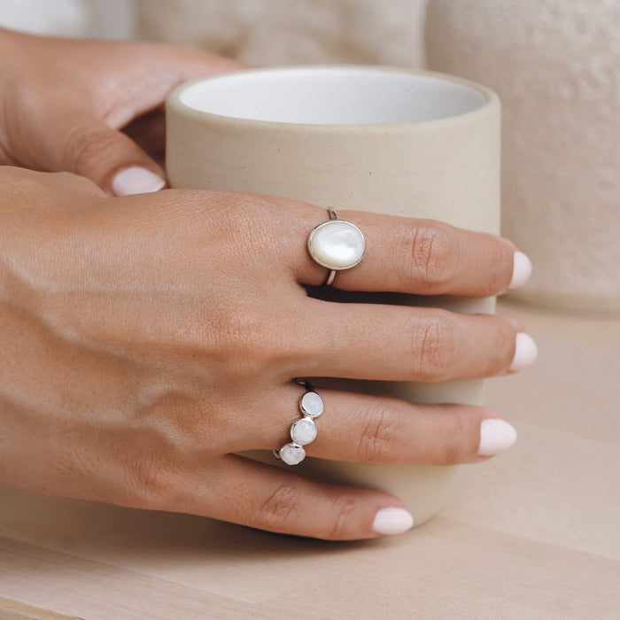 Mother of pearl ring in silver and with moonstone ring on model