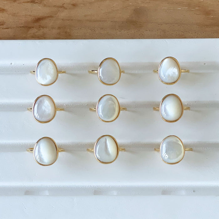 Mother of pearl rings in organic oval shape