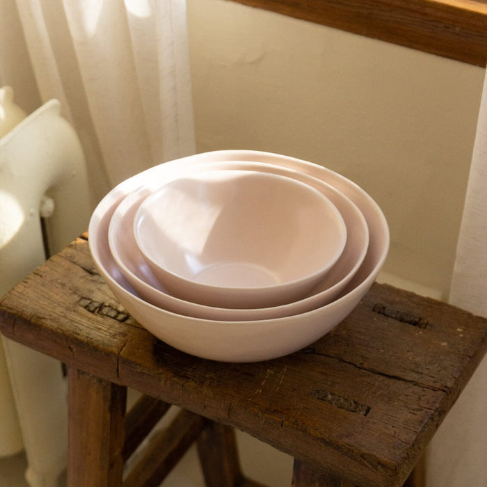 Nested serving bowls dinnerware by Fable Home, shown in a blushpink finish. – #blushpink