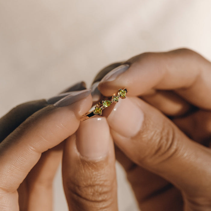 Peridot ring with irregular stones in gold vermeil