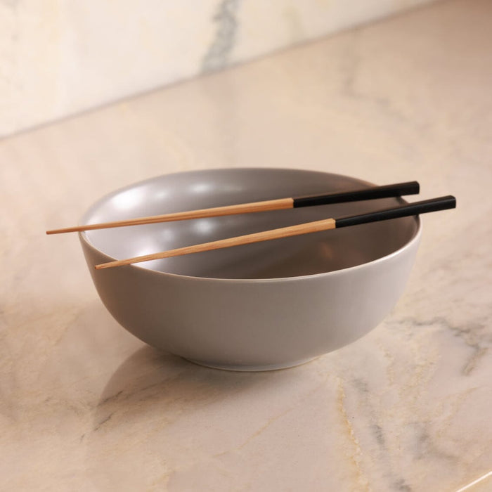 Ramen bowls dinnerware by Fable Home, shown in a beachgrassgreen finish. – #beachgrassgreen