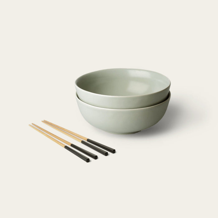 Beachgrass Green / Ash Black