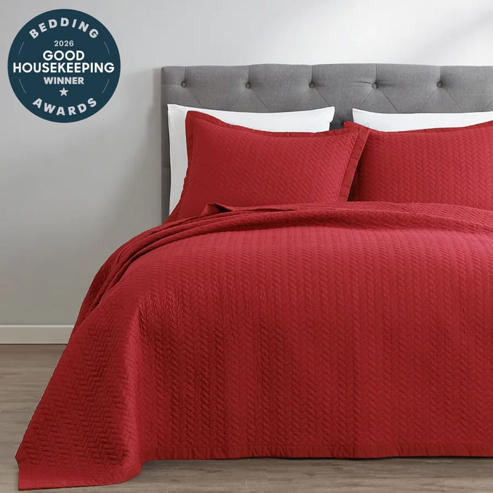 Red Velvet Oversized Quilt Set