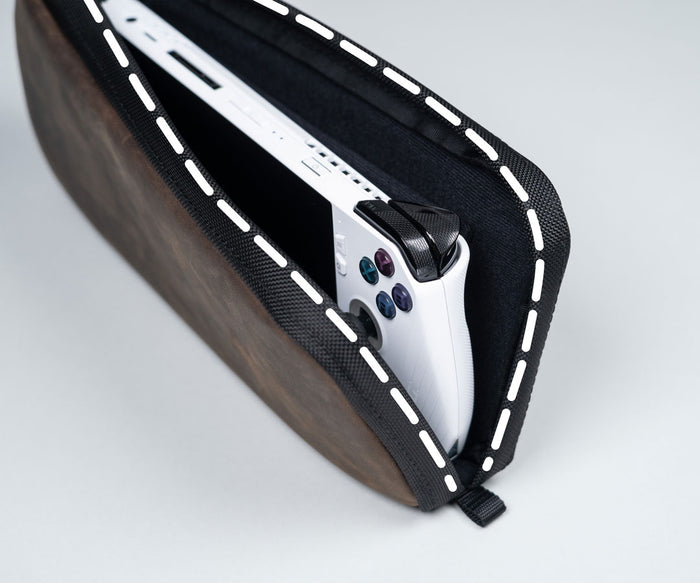 Wrap-around magnetic closure