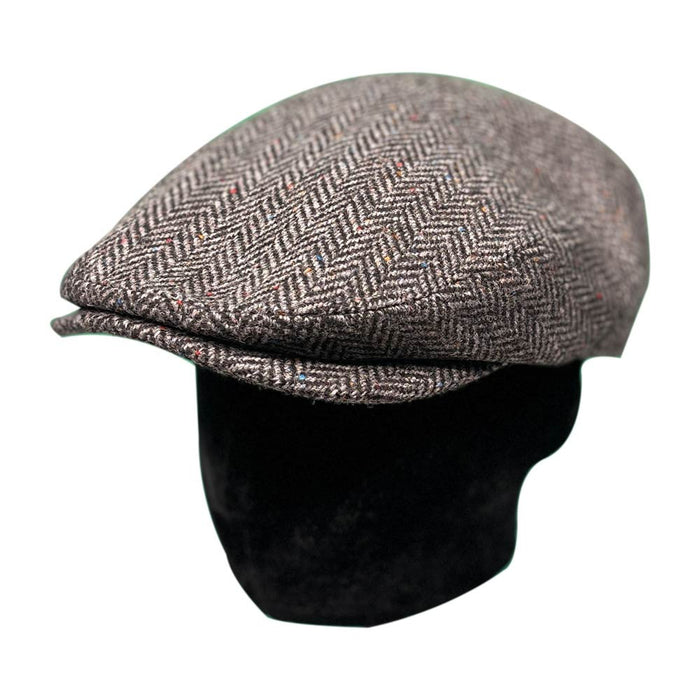 Saint Martin - Wool Herringbone Flat Cap - Model