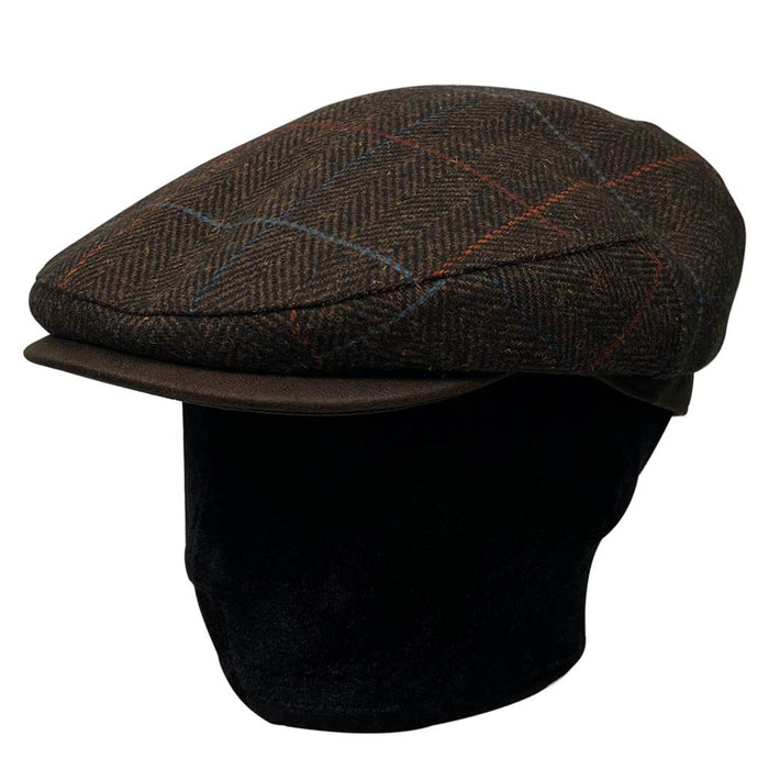 Saint Martin - Brown Wool Ivy Cap on Head - Style