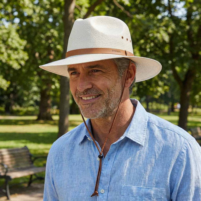 Stetson-Los-Alamos-on-model