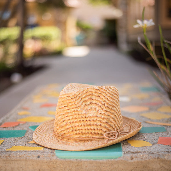 Sun 'N' Sand - Sophie Fine Raffia Snap Brim Fedora Hat - Stock Image 2
