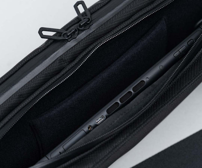 Plush lining; integrated pockets