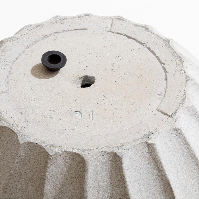 Warren Medium Warm White Ficonstone Outdoor Planter 20.1"